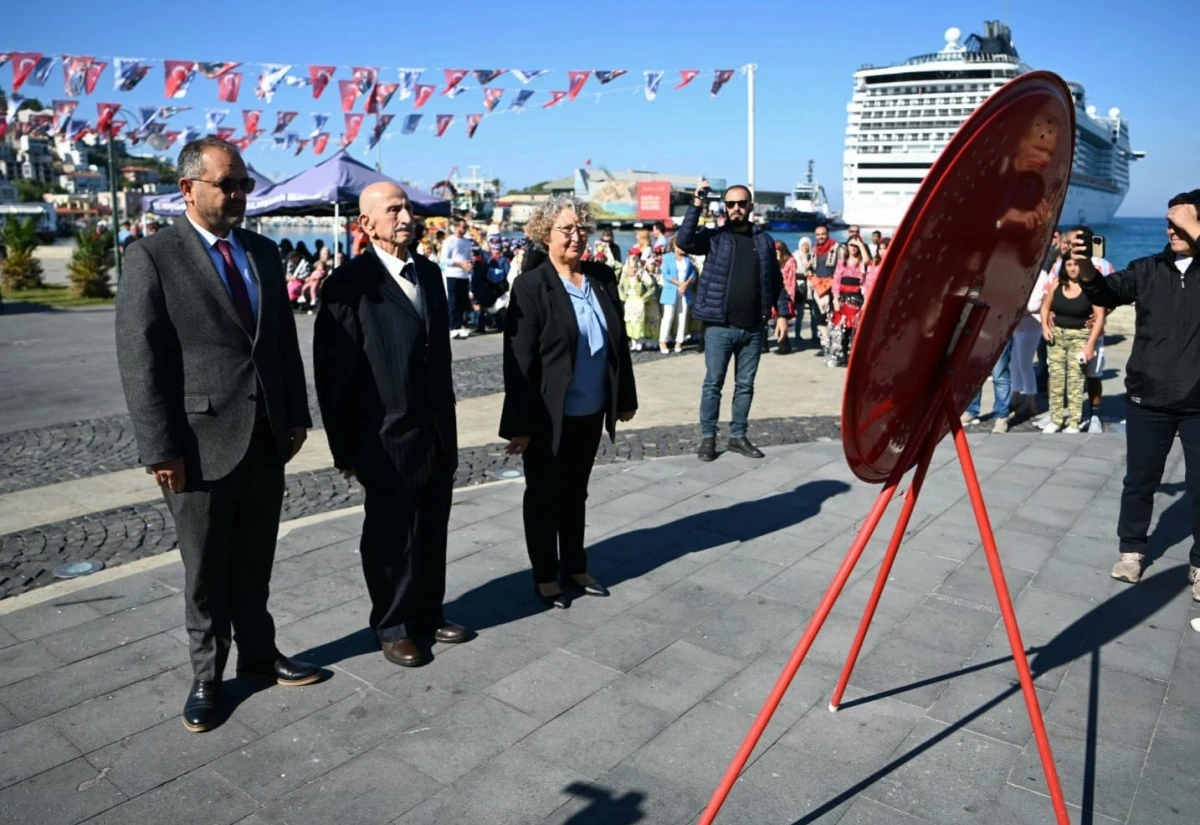KUŞADASI&rsquo;NDA MUHTARLAR G&Uuml;N&Uuml; KUTLANDI