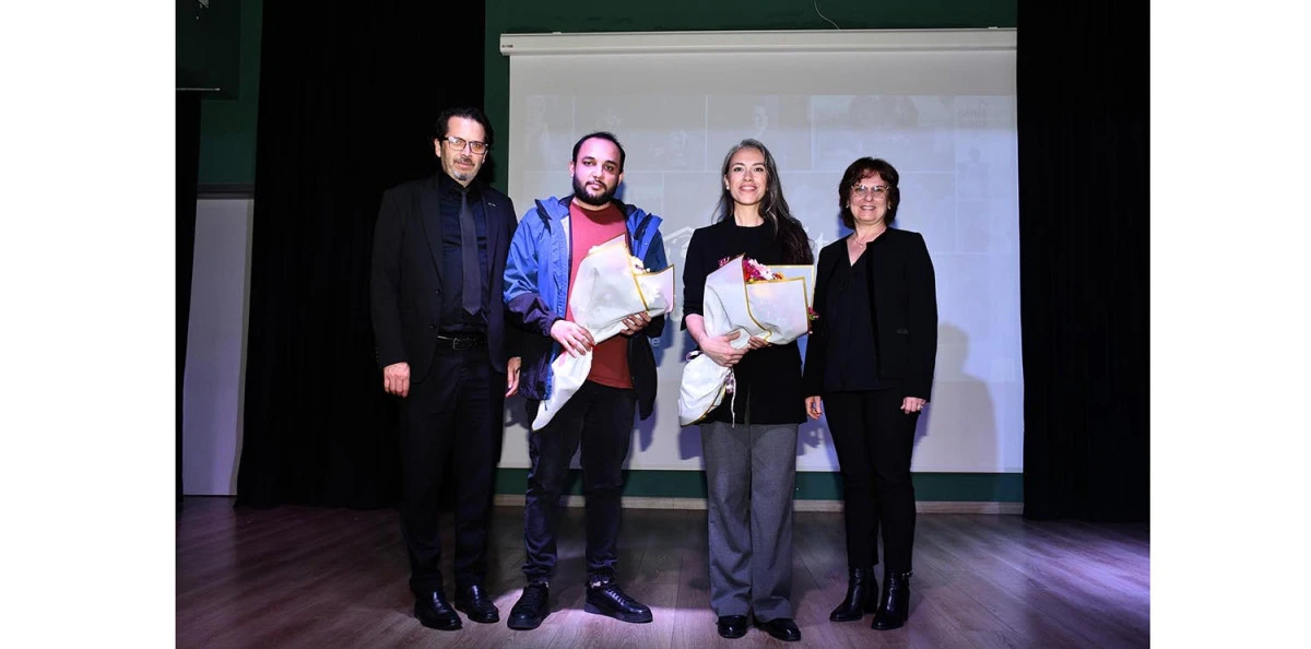 KUŞADASI&rsquo;NDA &Ouml;ĞRENCİLERE SOSYAL GİRİŞİMCİLİK SEMİNERİ