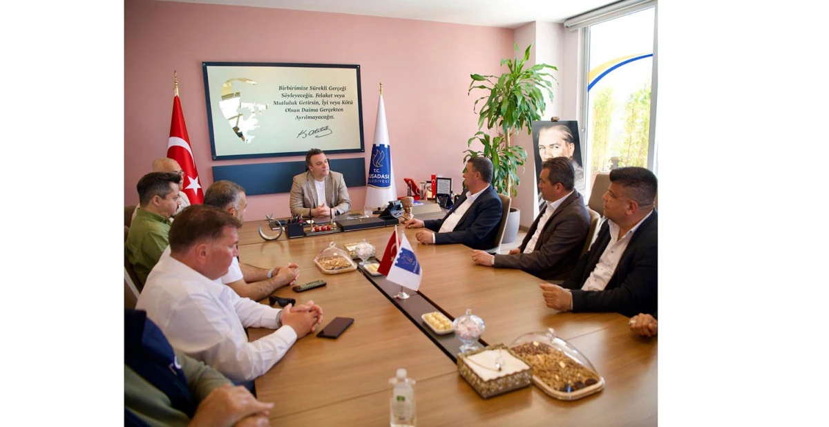 KUŞADASI&rsquo;NDA YAKLAŞAN TURİZM SEZONU &Ouml;NCESİ İŞ BİRLİĞİ MESAJI