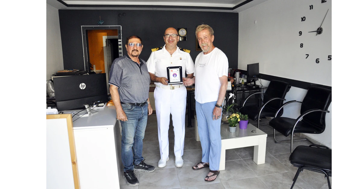 MAVİ VATANDAN YEREL BASINA ANLAMLI TEŞEKK&Uuml;R!  DİDİM GARNİZON KOMUTANI&rsquo;NDAN H&Uuml;RAYDIN&rsquo;A ZİYARET