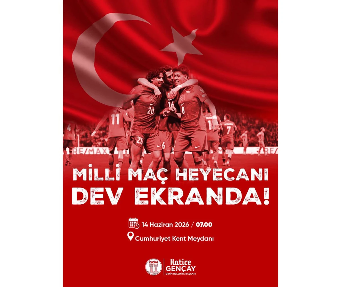 MİLLİ MA&Ccedil; DEV EKRANDA KENT MEYDANINDA 
