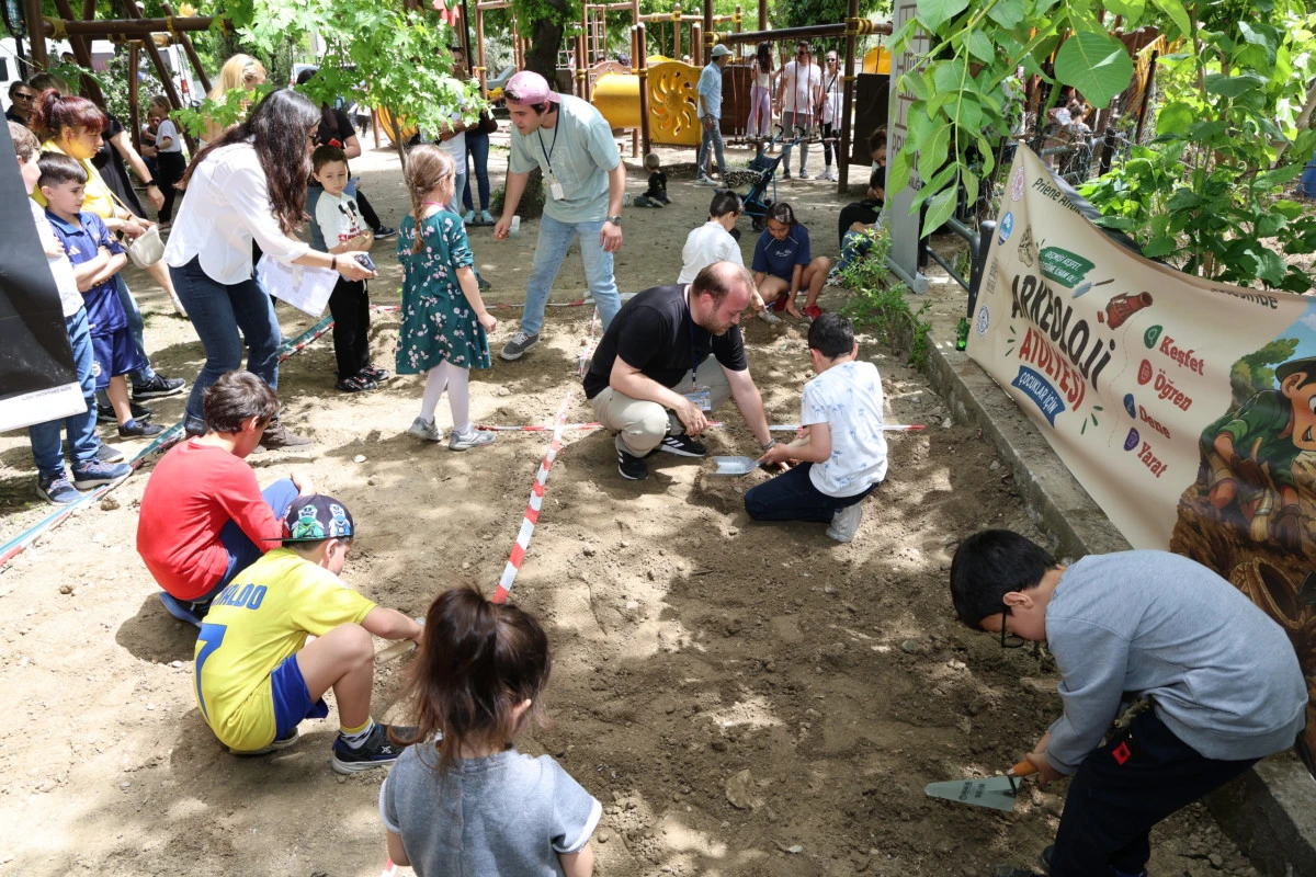 Minik Kaşifler Priene&rsquo;de Tarihin İzini S&uuml;rd&uuml;