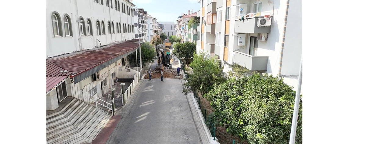 NAZİLLİ BELEDİYESİ T&Uuml;M YOLLARI YENİLEMEKTE KARARLI ESKİ SOKAKLAR TARİH OLUYOR