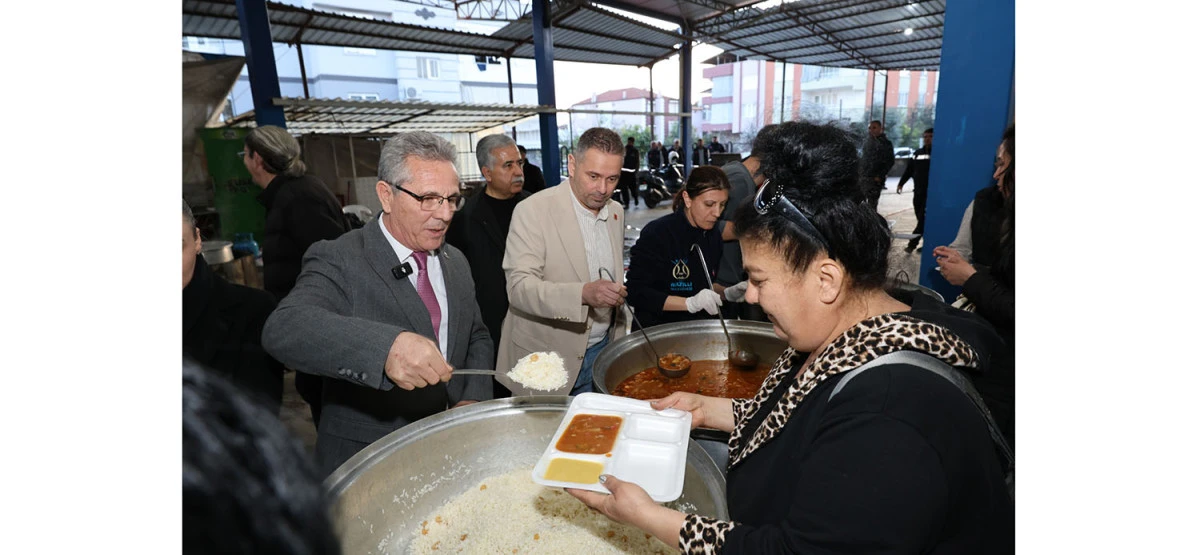 NAZİLLİ BELEDİYESİ&rsquo;NDEN YENİ MAHALLE&rsquo;DE İFTAR PROGRAMI