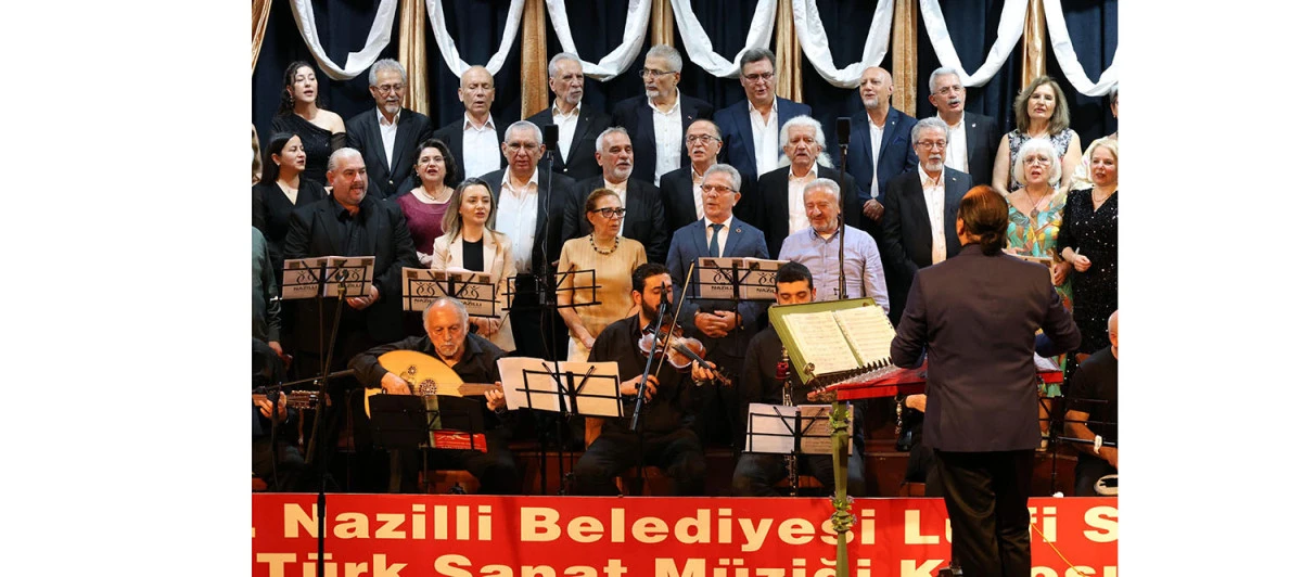 NAZİLLİ&rsquo;DE &ldquo;ŞARKILARDA ANILAR&rdquo; İLE BAHARA COŞKULU MERHABA