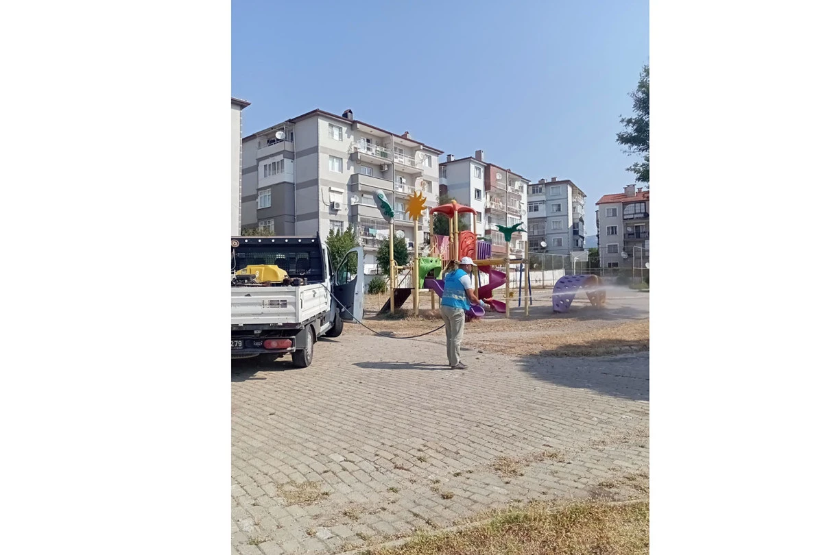 SÖKE BELEDİYESİ’NDEN KENE VE HAŞERELERE KARŞI İLAÇLAMA 