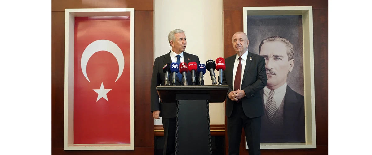 ÜMİT ÖZDAĞ'DAN MANSUR YAVAŞ'A ZİYARET 